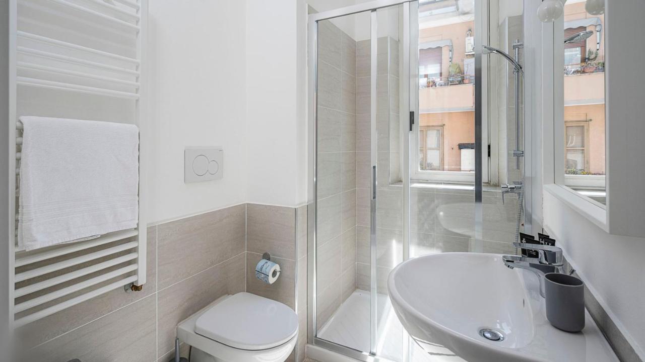 "Gold Fashion" - Residenza Duomo Citylife Apartman Milánó Kültér fotó